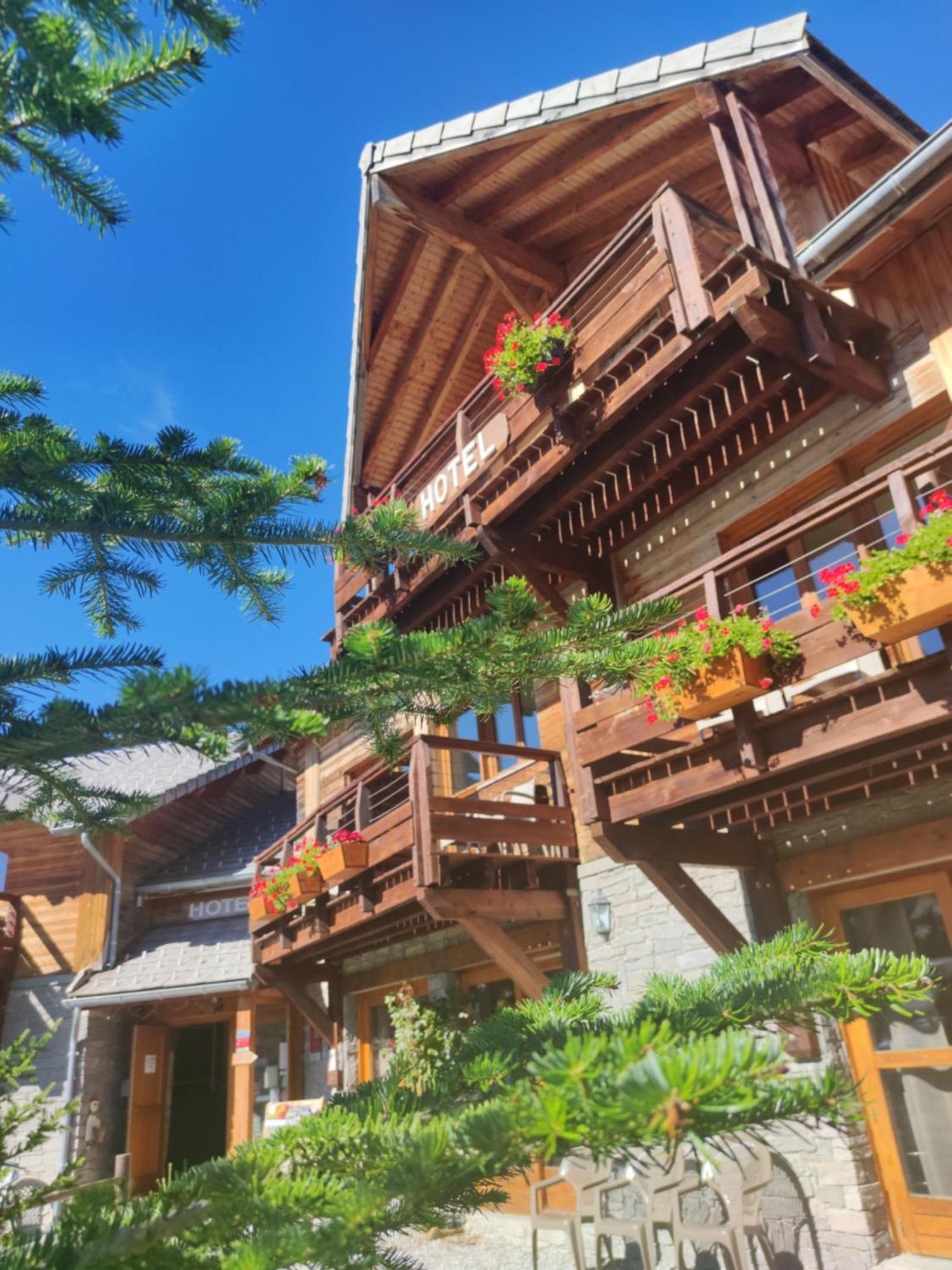 Sunweb Hotel L'Ecrin Des Neiges لا جو دو لوب المظهر الخارجي الصورة